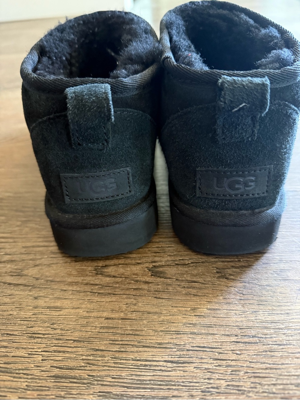 UGG Ultra Mini Ankle Booties Black - Picture 5 of 8
